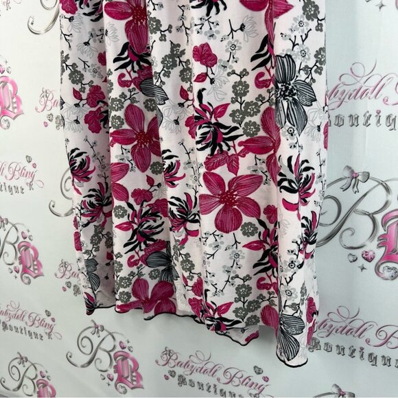 Laiasia tank top ruffle detail Floral Sleeveless Top in Pink black white Gray - Picture 6 of 11